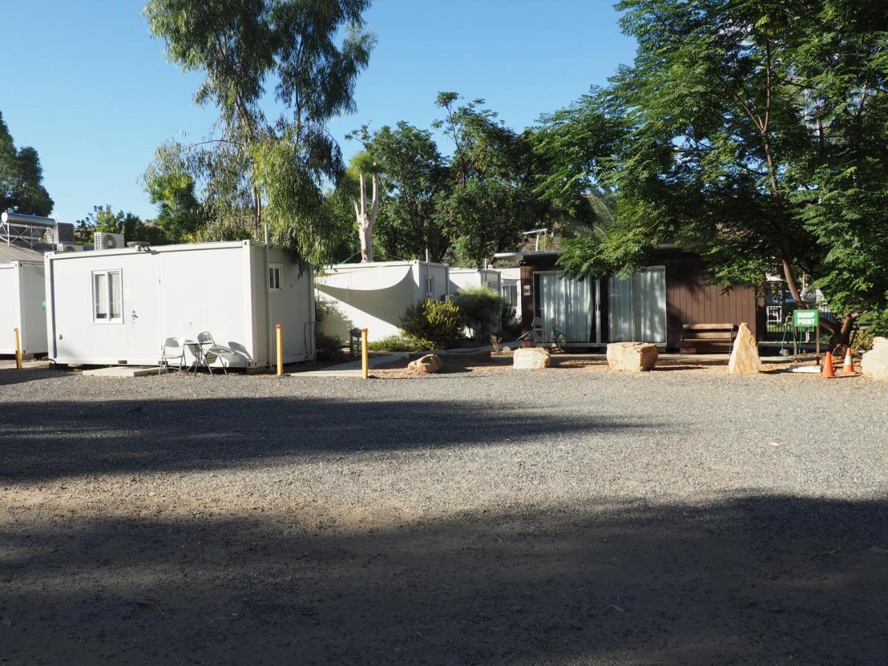 Heritage Caravan Park ينابيع أليس المظهر الخارجي الصورة